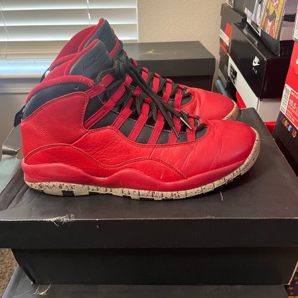 Jordan Retro 10 “Bulls over Broadway”